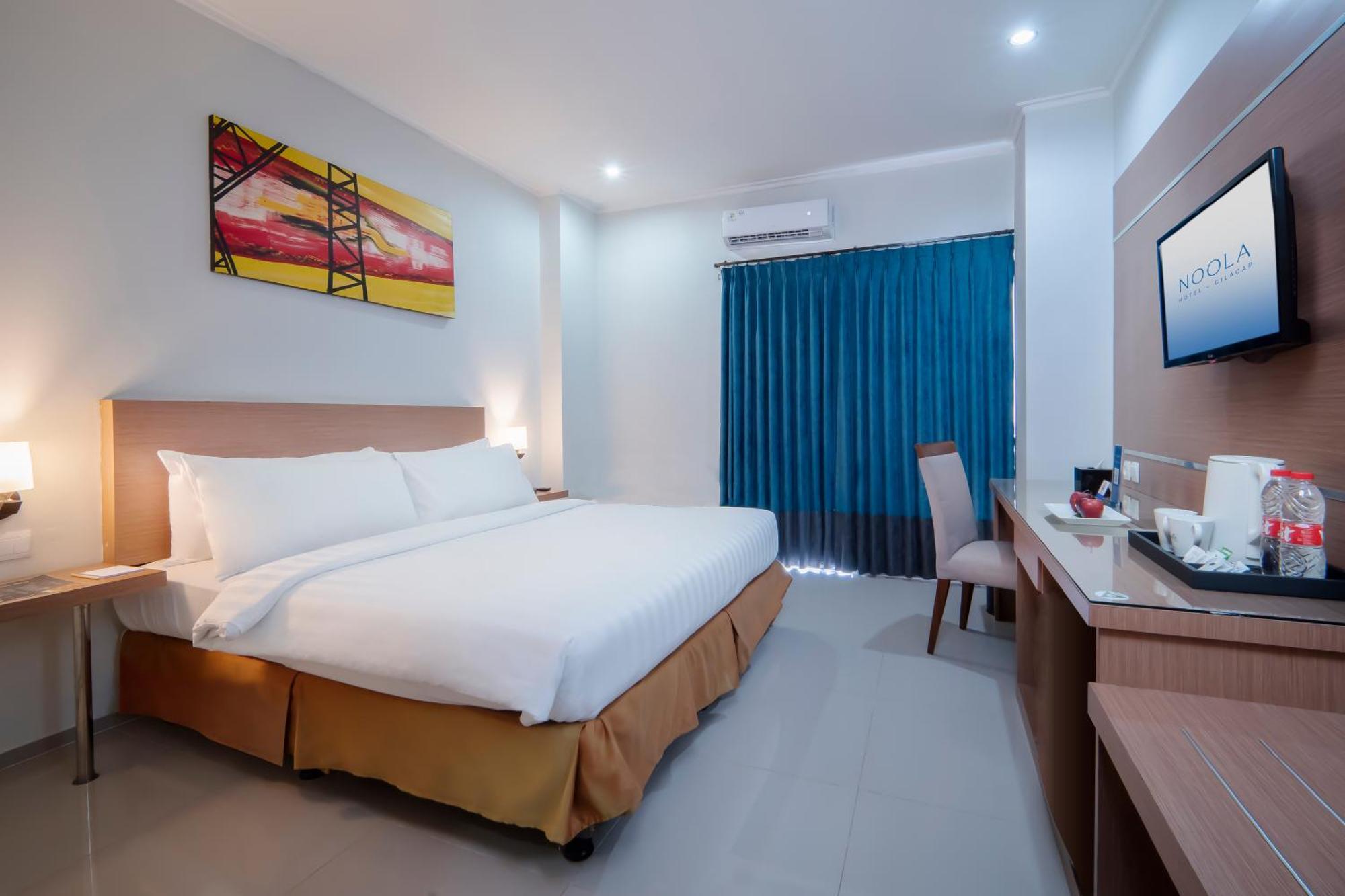 Noola Hotel Cilacap Buitenkant foto
